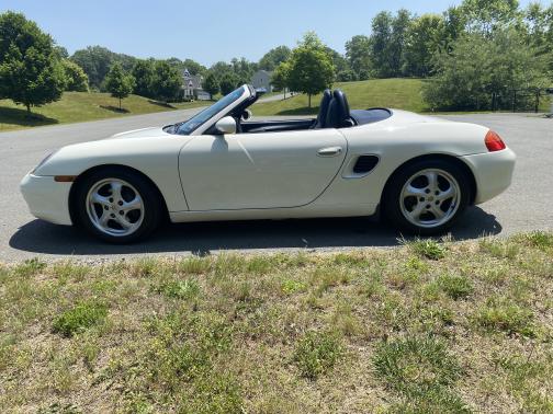 Photo 1 of 17 of 2000 Porsche Boxster Base